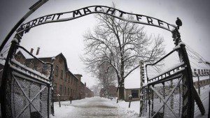 Entrada campo de concentración Auschwitz 
