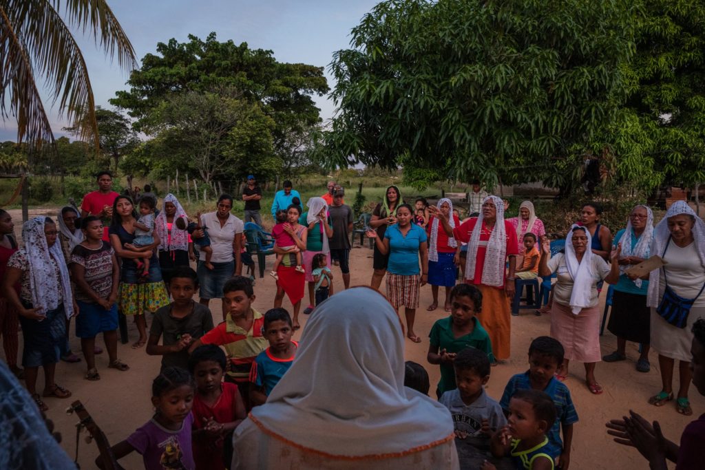 Rural Venezuela Crumbles as President Shores Up the Capital and His Power - Anatoly Kurmanaev