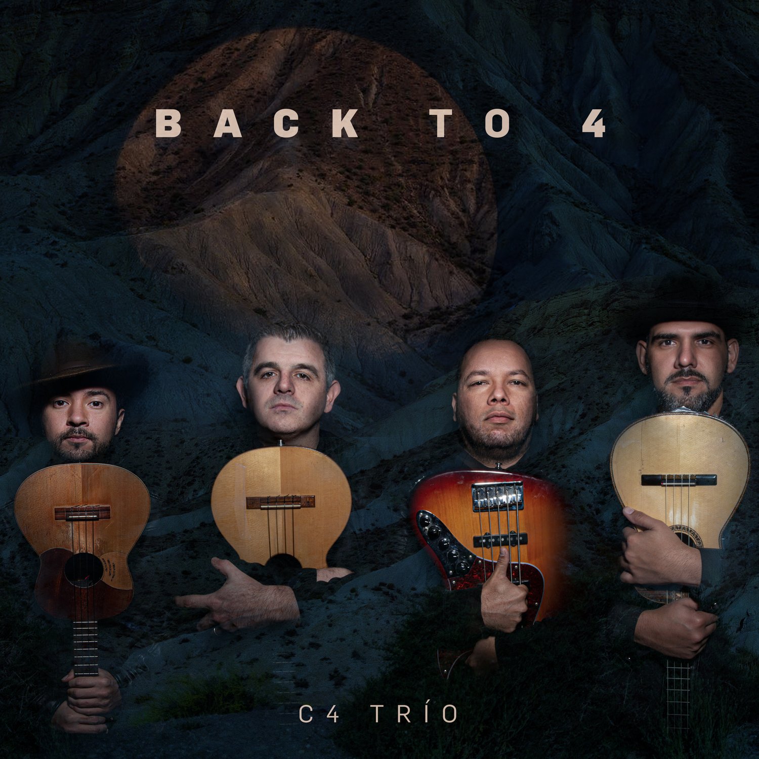 Back to 4: C4 Trío viaja al elemento sin perder de vista el horizonte - Gerardo Guarache Ocque