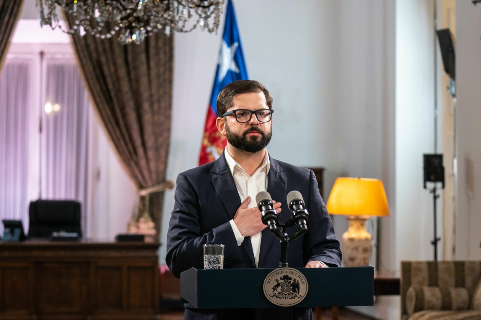 Chile: ganarle al Gobierno - Ibsen Martínez