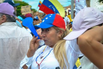 Feministas: Venezuela existe - Gisela Kozak Rovero